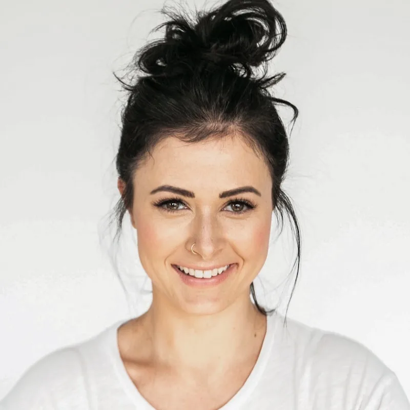 Julia Mendes